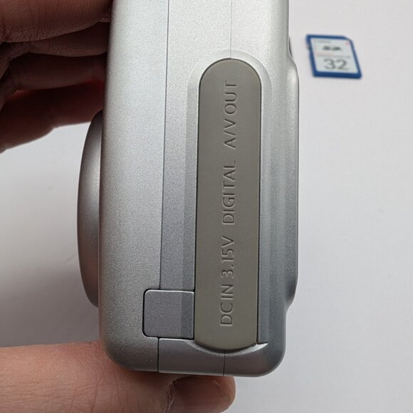 Canon PowerShot A510 3.2MP 4x Optical Zoom Digital Camera Silver Y2K - Tested - Picture 8 of 9